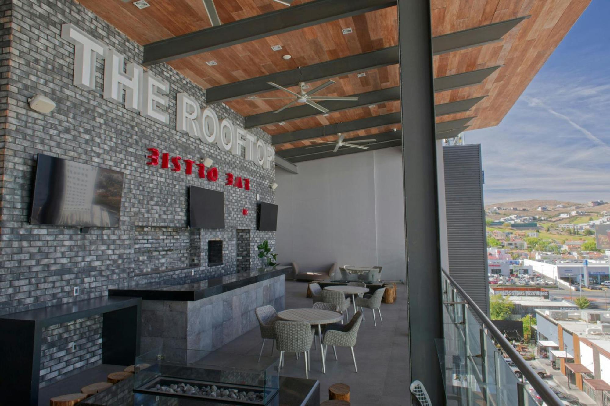 Four Points By Sheraton Distrito Uno Chihuahua Exterior photo
